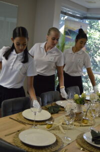 Accredited superyacht stewardess course Cape Town